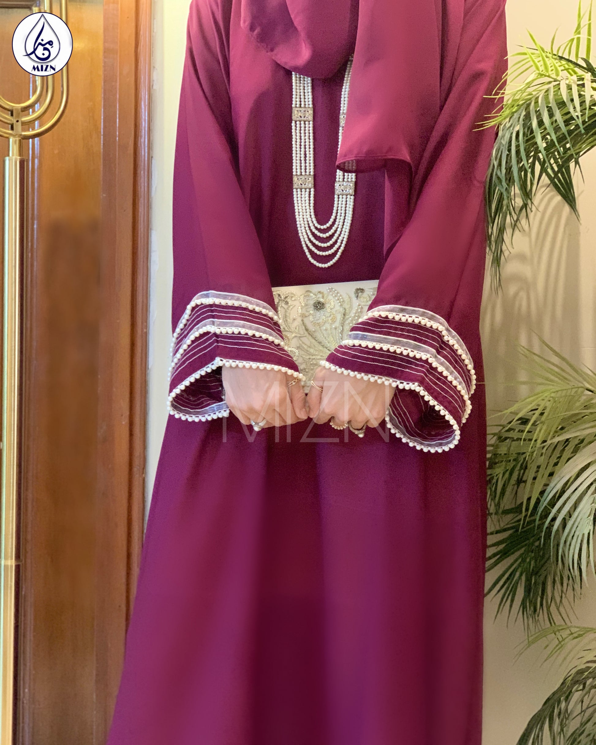 CRIMSON ABAYA - MIZN