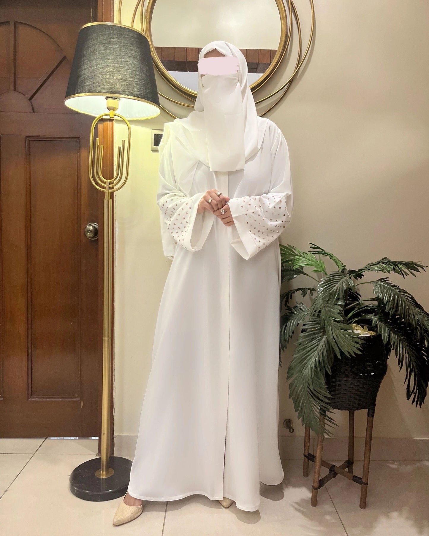 SWAN ABAYA