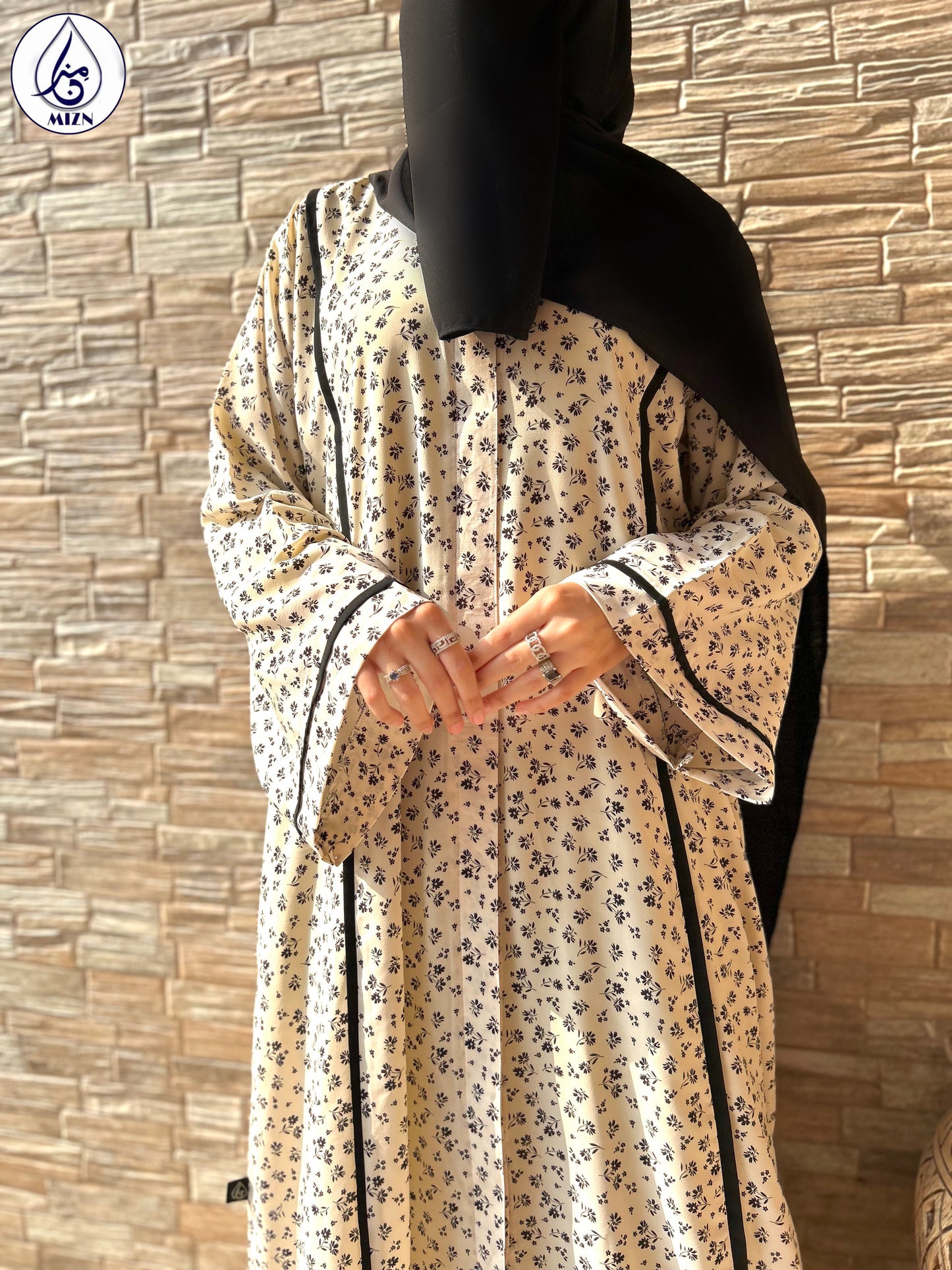 NOOR ABAYA