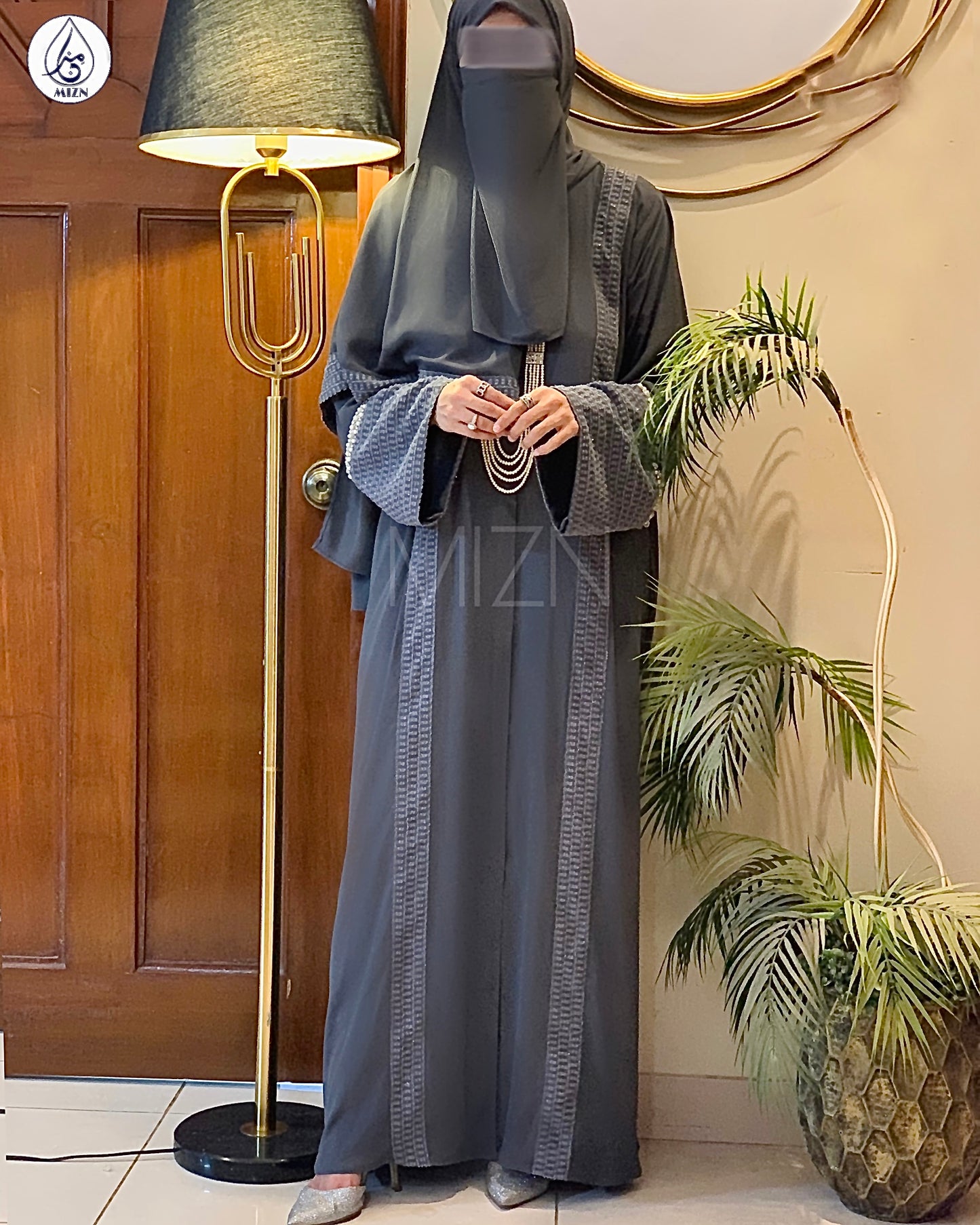 RUFFLES GREY ABAYA - MIZN