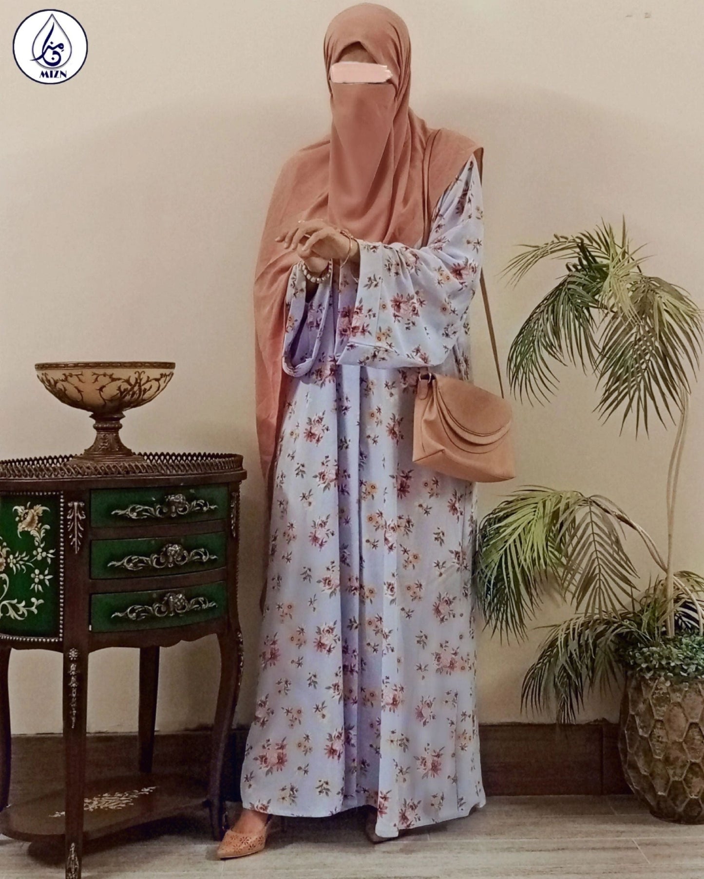 ASTER ABAYA