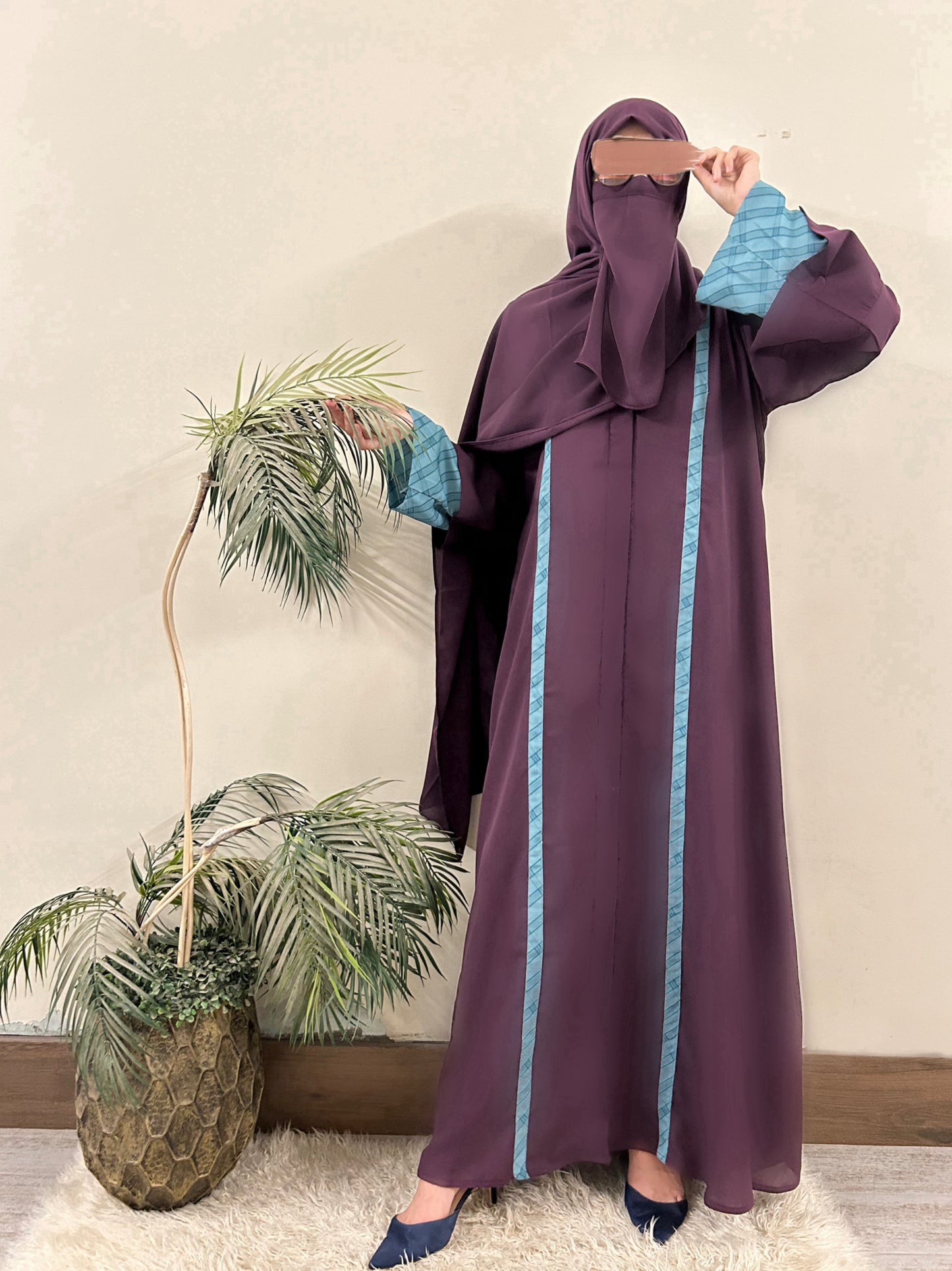 PEACOCK ABAYA - MIZN