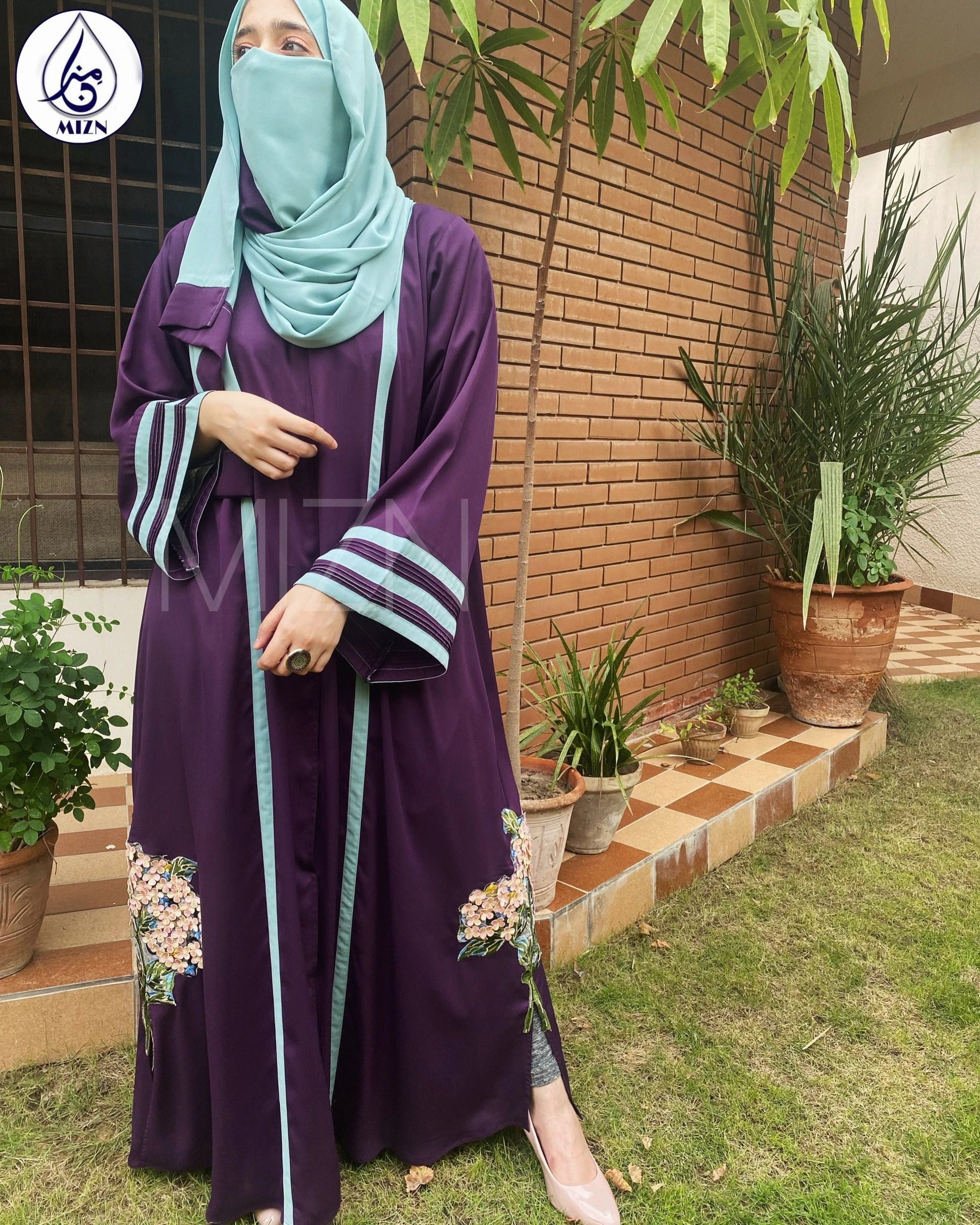 IRIS PURPLE ABAYA