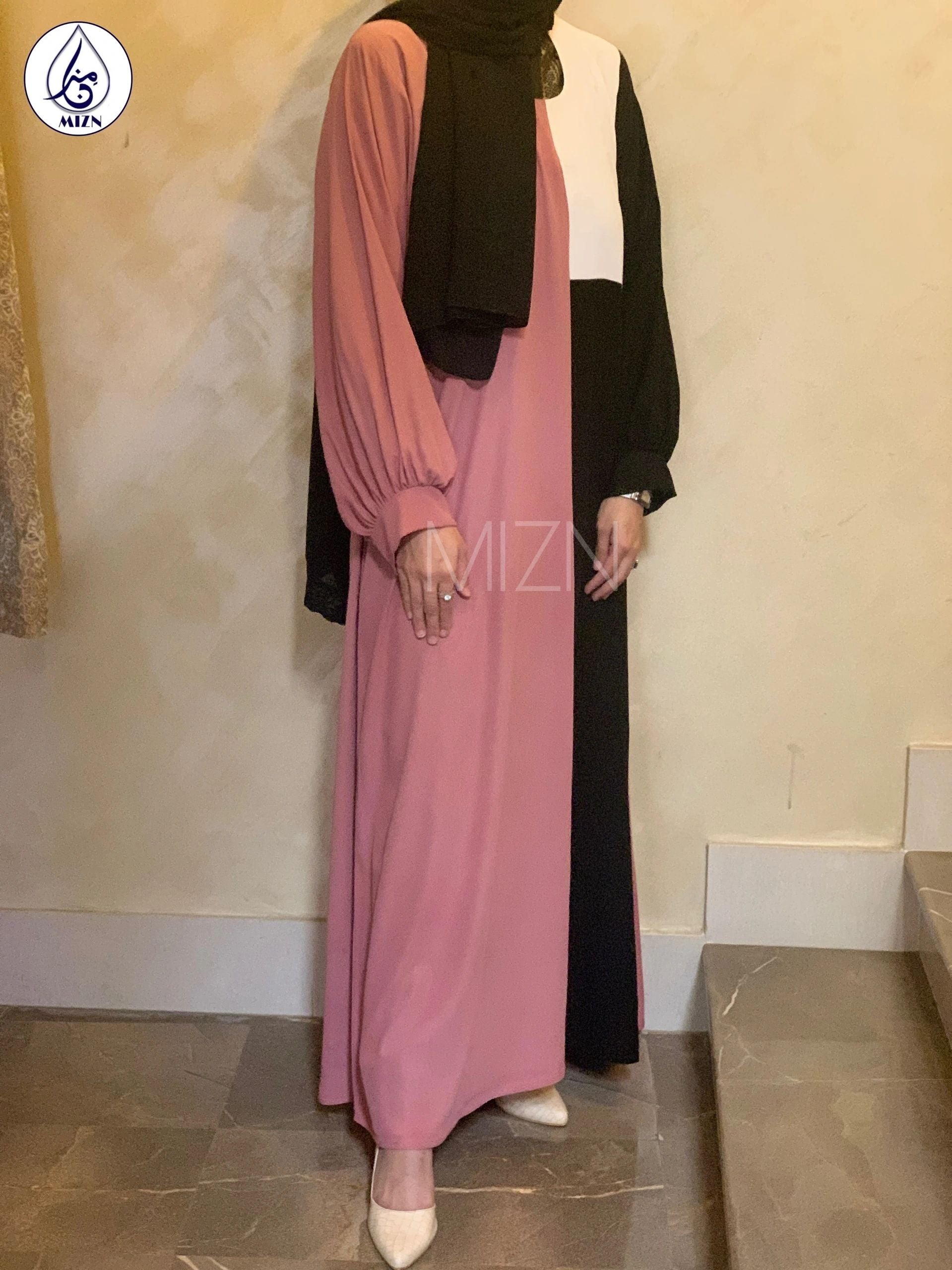 ROSE ABAYA