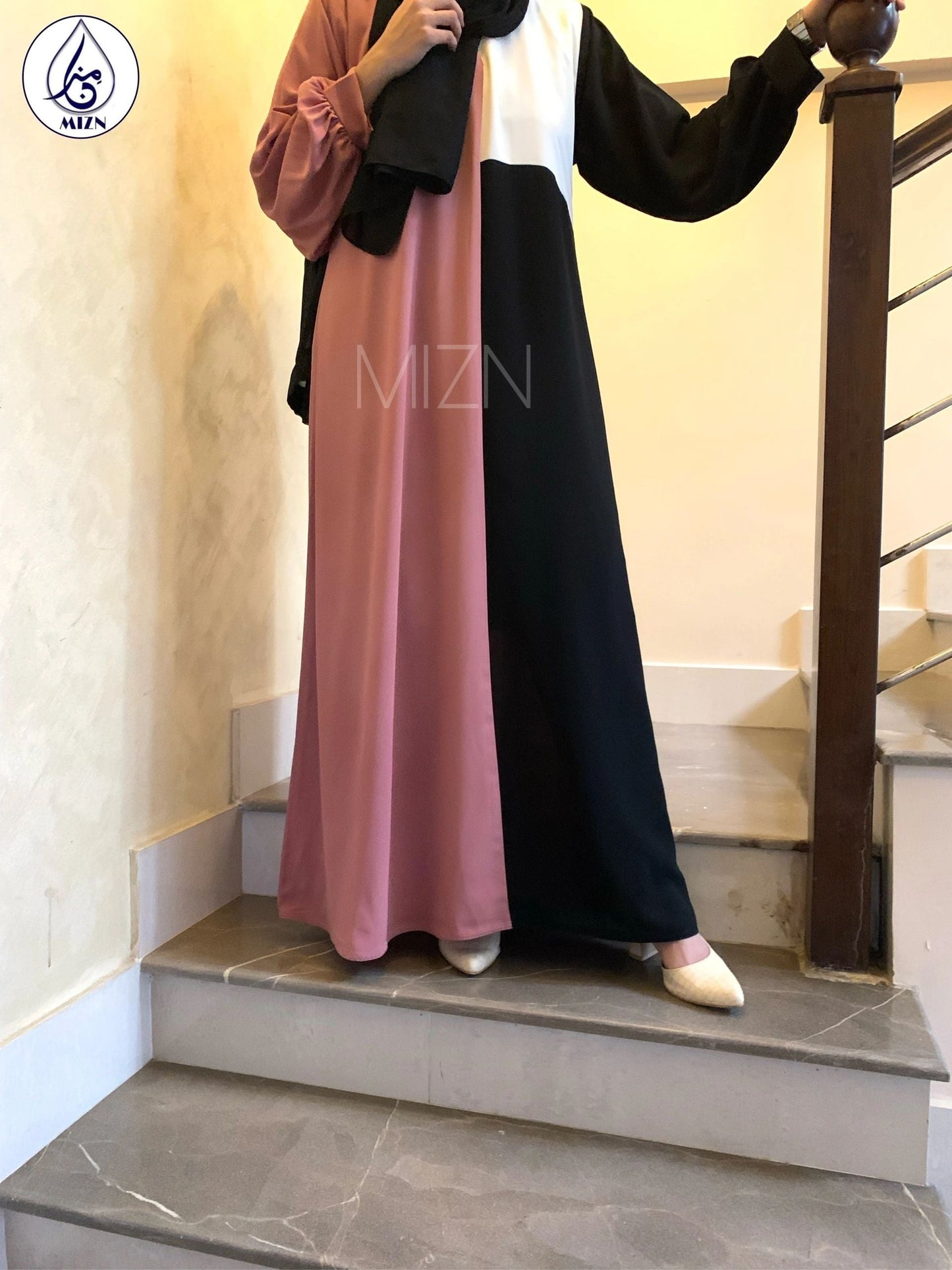 ROSE ABAYA