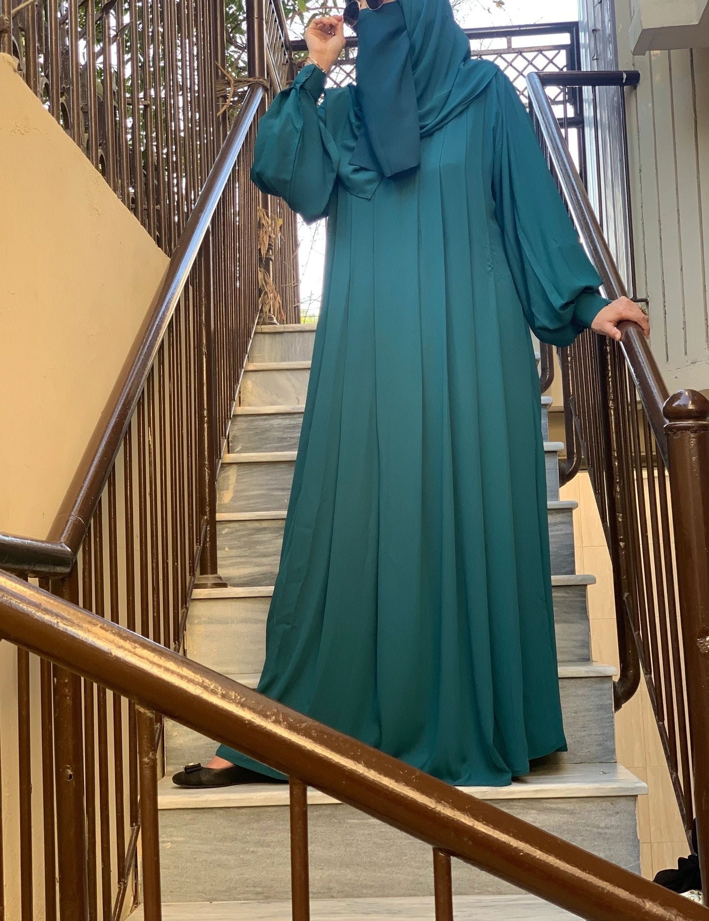 BOXPLEAT ABAYA